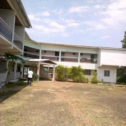 L'hôtel En Bordure De Mer À Vendre À Kribi... 