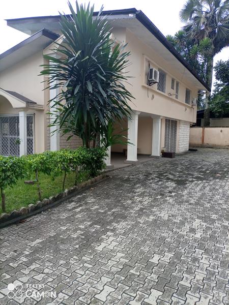 Duplex Avec Piscine À Louer 