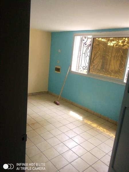 Appartement Moderne 3 Chambres À Louer À Logpom Bassong 