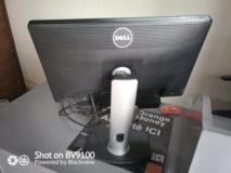 Écran Dell 22 Pouces Avec Baffles Lumineux Disponible Sur Douala,, Douala, Immobilier au Cameroun