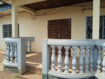 Maison Individuelle À Louer Situé Vers Acacia,, Yaoundé, Immobilier au Cameroun