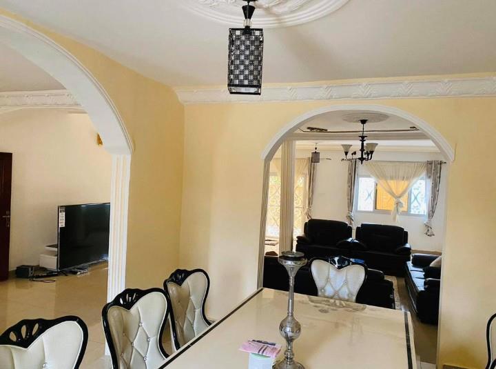 Duplex Nouvellement Construit À Vendre Douala Yassa 