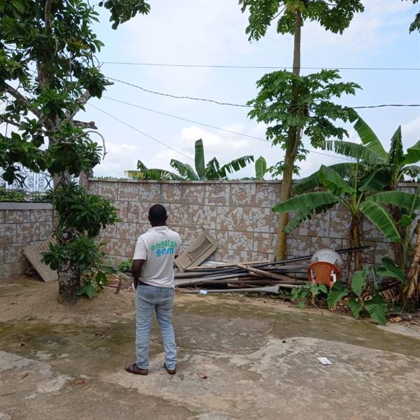 Voici Une Villa En Vente A Pk 14 Douala 