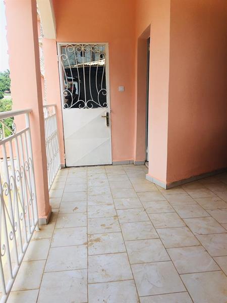 Studio Moderne Express Locative