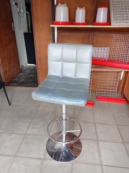 Chaise Pour Bureau, Salon De Coiffure Et Autres - Douala 