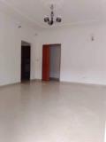 Villa Au Golf Avec Clim Eau Chaude Reserve D''eau Parking 2Voitures,, Yaoundé, Immobilier au Cameroun