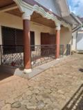 Villa Spacieuse Avec Parking À Happy Odza,, Yaoundé, Immobilier au Cameroun