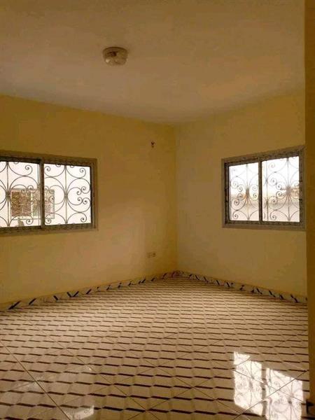 Appartement Neuf Avec Parking Forage À Nkolfoulou 2Chambres 2Douches J &  J CORPORATION