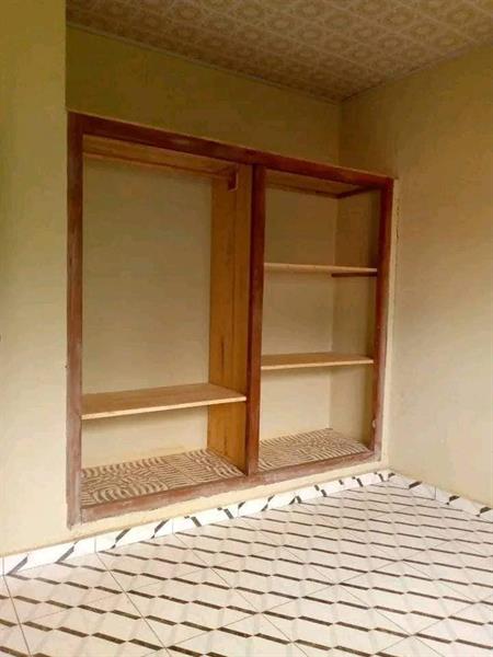 Appartement Neuf Avec Parking Forage À Nkolfoulou 2Chambres 2Douches J &  J CORPORATION