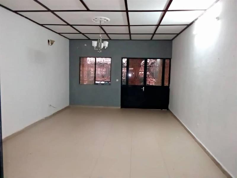 Appartement Spacieux Avec Eau Chaude Parking À Mimboman Sapaurs 3Chambres 2Douches J &  J CORPORATION