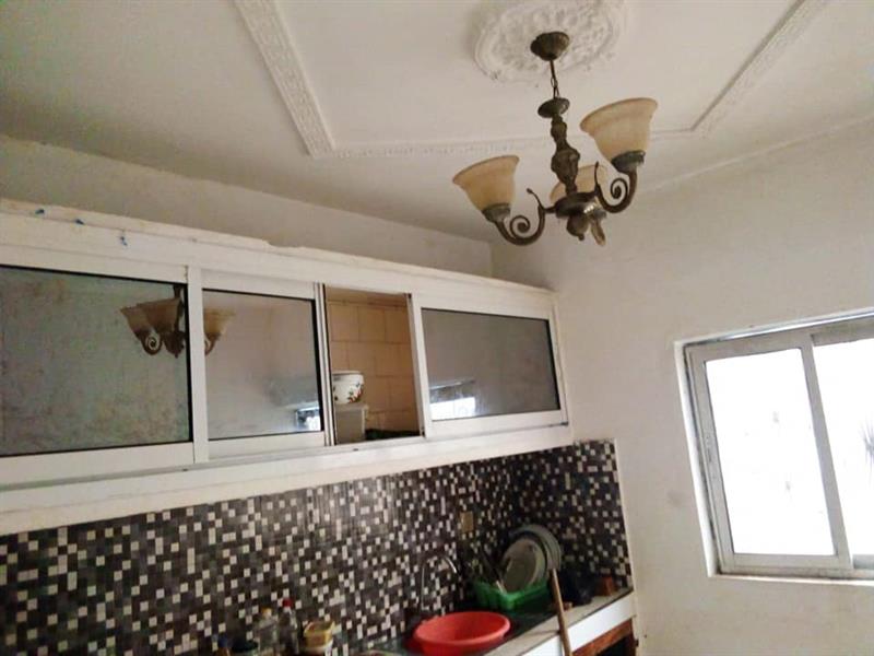 Duplex Avec Eau Chaude Parrking Baignoire À Odza Petit March 4Chambres 3Douches 2Salon Cuisine J &  J CORPORATION