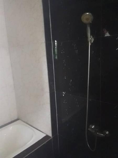 Duplex Avec Eau Chaude Parrking Baignoire À Odza Petit March 4Chambres 3Douches 2Salon Cuisine J &  J CORPORATION