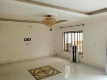 Duplex Avec Eau Chaude Parrking Baignoire À Odza Petit March 4Chambres 3Douches 2Salon Cuisine,, Yaoundé, Immobilier au Cameroun
