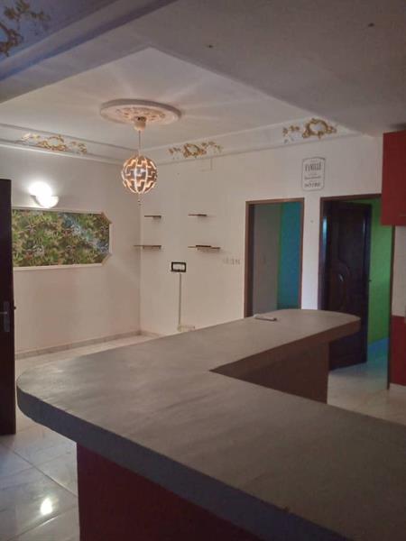 Appartement Avec Parking Clim Baignoire Forage À Nkoabang 2Chambres 1Douche J &  J CORPORATION