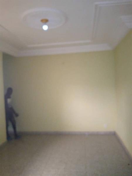 Appartement Neuf Avec Parking À Etoudi J &  J CORPORATION