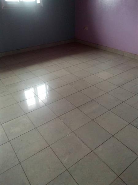 Appartement Avec Eau Chaude Gardien Parking 2Chambrres 2Douches J &  J CORPORATION