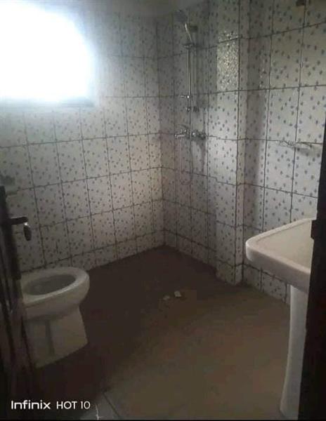Appartement Neuf À Odza Nkolnda Avec Parking Gardien Forage 2Chambres 2Douches Salon Salle À Mangerr J &  J CORPORATION