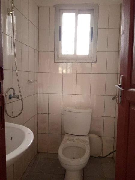 Appartement Neuf Avec Parking Forage À Nkolfoulou 2Chambrres 2Douches J &  J CORPORATION