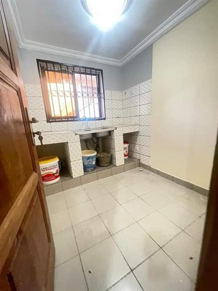 Appartement Avec Gardien Parking Forage À Ngousso 2Chambres 2Douches J &  J CORPORATION