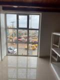 Boutique Neuve Avec Mezzanine À Ekounou,, Yaoundé, Immobilier au Cameroun