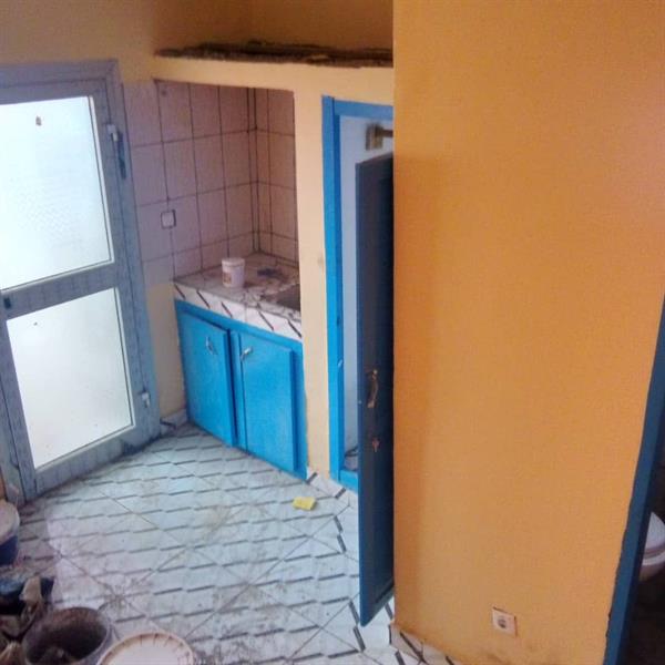 Belle Chambre Neuve À Emombo J &  J CORPORATION