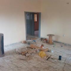 Appartement Neuf En Bordure De Route Essos 2Chambres 1Douche,, Yaoundé, Immobilier au Cameroun