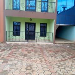 Appartement Et Studio Neufs Avec Vidéo De Surveillance Parking Forage Gardien À Odza Auberge Bleue,, Yaoundé, Immobilier au Cameroun