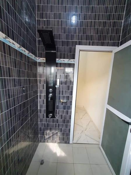 Appartement Haut Standing Avec Clim Eau Chaude Gardien À Mimboman J &  J CORPORATION