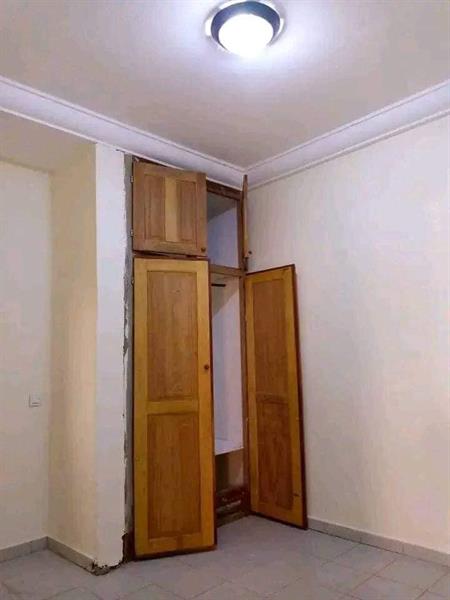 Appartement Avec Parking Forage À Nkolfoulou 2Chambres 2Douches J &  J CORPORATION