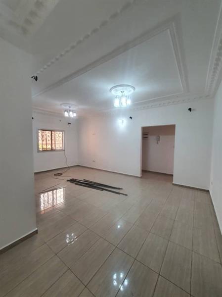 Appartement Avec Eau Chaude Parking Forage À Etoug Ebe 2Chambres 2Douches J &  J CORPORATION