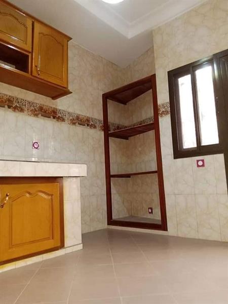 Appartement Avec Eau Chaude Parking Forage À Odza 2Chambres 2Douches J &  J CORPORATION