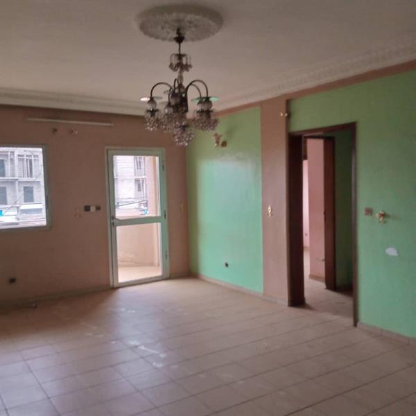 Appartement En Bordure Pour Bureaux Ou Habitation À Omnisporrt Avec Parrking J &  J CORPORATION