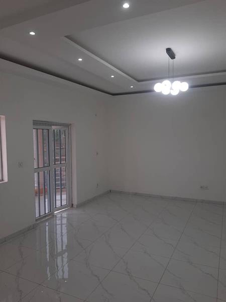 Bel Appartement Neuf Avvec Eau Chaude Gardien Parking Forage À Odza B10 J &  J CORPORATION