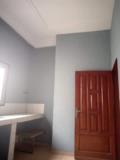 Appartement Individuel Avec Eau Chaude Parking À Santa Barbara 3Chambres 2Douches,, Yaoundé, Immobilier au Cameroun