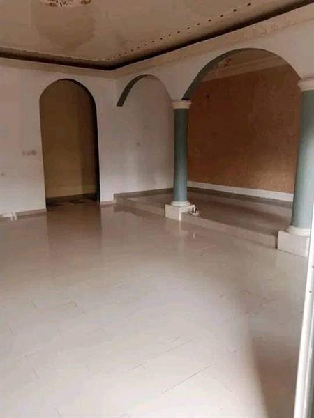Appartement Individuel Avec Parking Baignoire À Auberge Bleue 3Chambres 3Douches J &  J CORPORATION