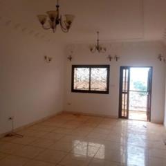 Appartement Avec Camera De Surveillance Parking À Emana 2Chambres 2Douches,, Yaoundé, Immobilier au Cameroun