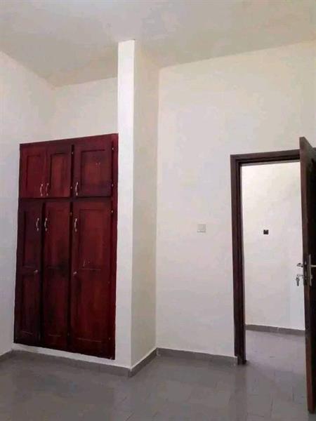 Bel Appartement Neuf Avec Parking Forage À Nkolfoulou 2Chambres 2Douches J &  J CORPORATION
