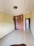 Vaste Appartement Avec Gardien Parking Forage À Nkolfoulou 3Chambrres 2Douches,, Yaoundé, Immobilier au Cameroun