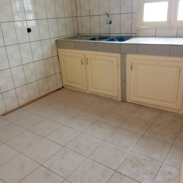 Bel Appartement Avec Parking À L'immeubles À Mimboman 2Chambrres 1Douche J &  J CORPORATION