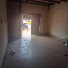 Boutique Avec Mezzanine Et Toilettes À Mimboman,, Yaoundé, Immobilier au Cameroun