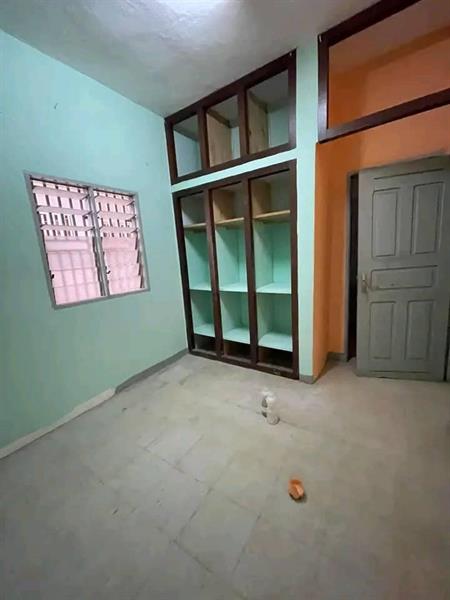 Appartement Avec Parking À Mendong Non Loin Du Goudron 3Chambres 2Douches J &  J CORPORATION