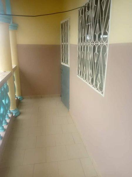 Appartement À Mendong 2Chambres 1Douche J &  J CORPORATION