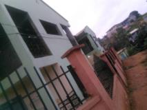 Immeuble +1 Titréé Sur 500M2 À Vendre À Nkolmesseng,, Yaoundé, Immobilier au Cameroun