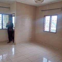 Studio Avec Parking Forage À Essos,, Yaoundé, Cameroon Real Estate