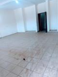 Appartement En Bordure De Route Avec Parking Gardien À Biyem Assi 3Chambres 2Douches,, Yaoundé, Immobilier au Cameroun