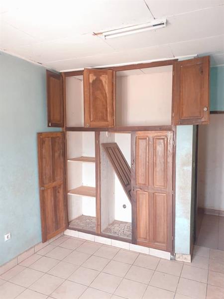 Vaste Appartement Avec Parking Forage À Nkoabang 2Chambres 2Douches J &  J CORPORATION