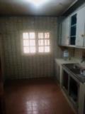 Villa Avec Eau Chaude Baignoire Parking À Omnisport 4Chambres 2Douches,, Yaoundé, Immobilier au Cameroun