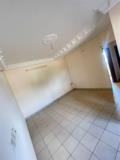 Studio Pour Bureaux À Essos,, Yaoundé, Immobilier au Cameroun