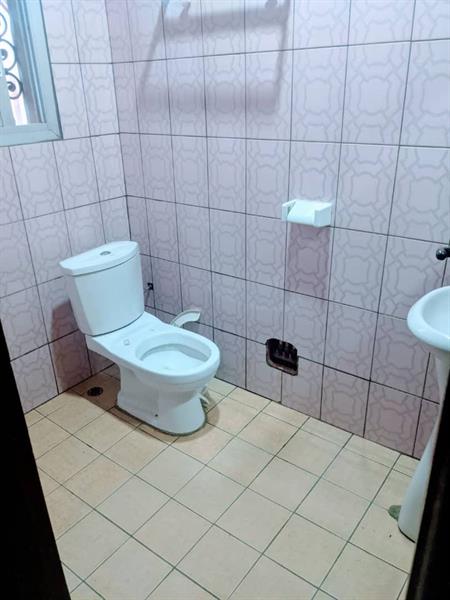 Appartement Avec Parking Forage À Biyem Assi Jouvence 2Chambres 3Douches J &  J CORPORATION