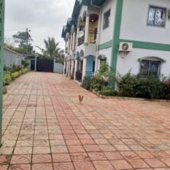 Appartement Haut Standing Avec Clim Baignoire Eau Chaude Parking Gardien Forage À Mimboman,, Yaoundé, Cameroon Real Estate